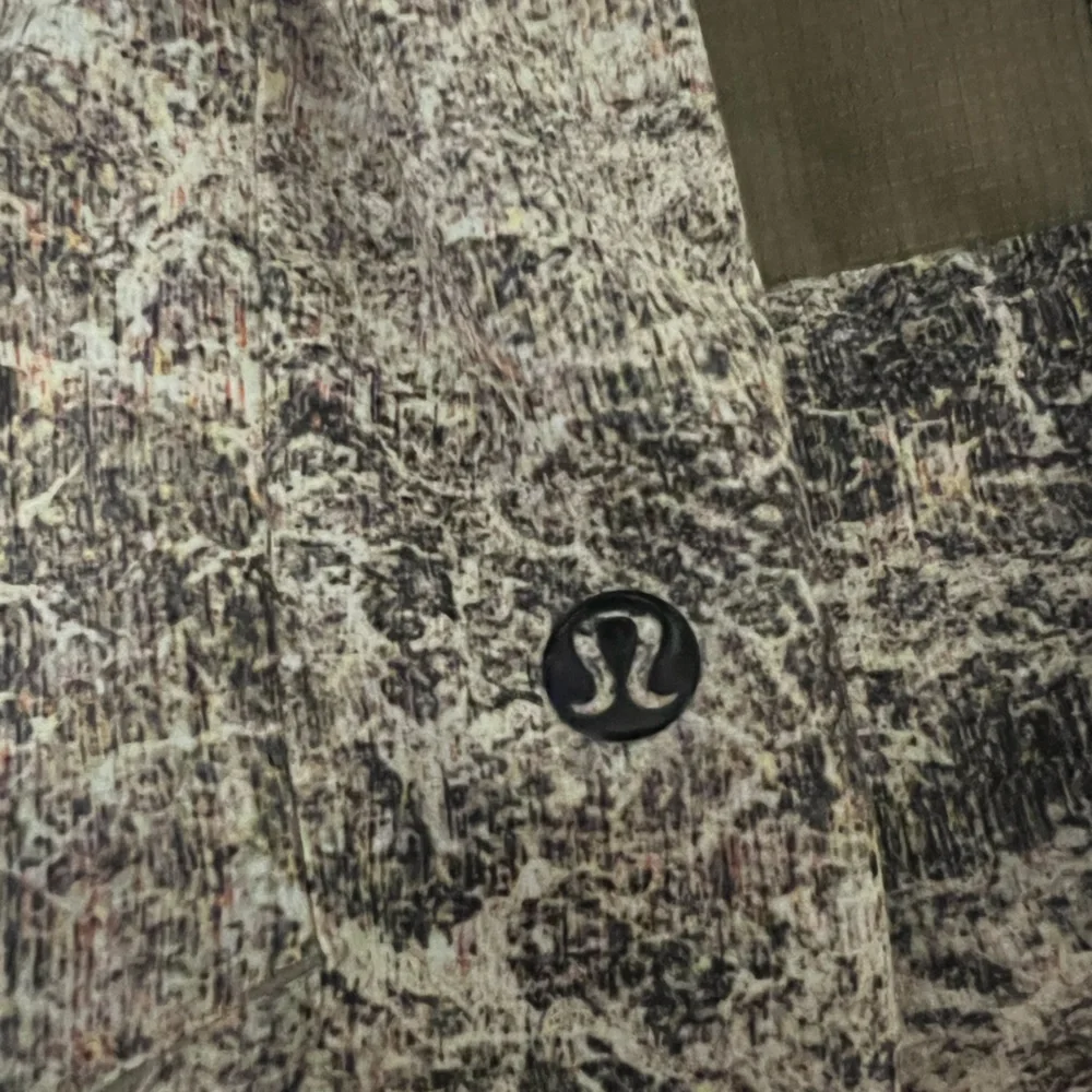 lululemon athletica Brown Patterned Men's Athletic Shorts - Picture 2 of 5